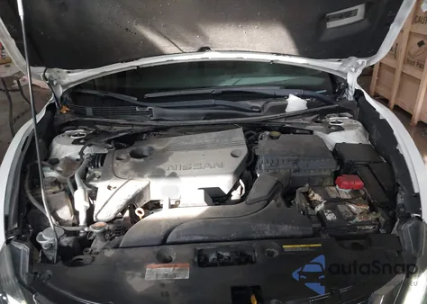 2017 Nissan Altima 2.5 Sr из США, поврежденный, VIN 1N4AL3AP0HC221736